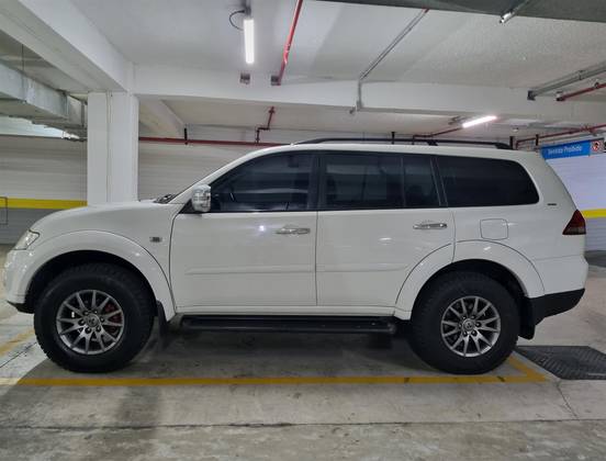 MITSUBISHI PAJERO DAKAR 3.2 HPE 4X4 7 LUGARES 16V TURBO INTERCOOLER DIESEL 4P AUTOMÁTICO MITSUBISHI PAJERO DAKAR 3.2 HPE 4X4 7 LUGARES 16V TURBO INTERCOOLER DIESEL 4P AUTOMÁTICO